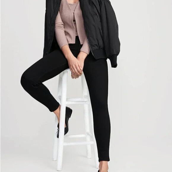 Old Navy Super Skinny Jeans Black NWT Size 12 - Picture 1 of 9